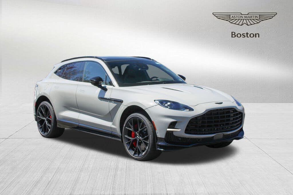 2026 Aston Martin DBX