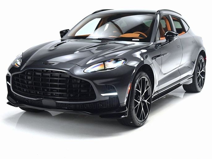 2026 Aston Martin DBX707