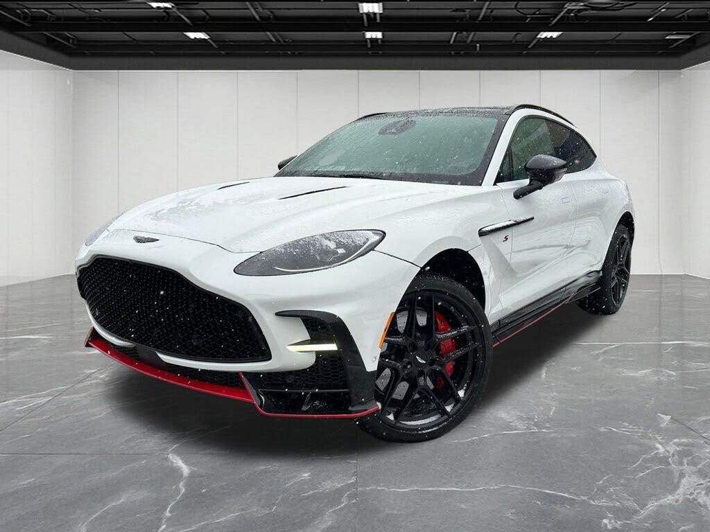 2026 Aston Martin DBX