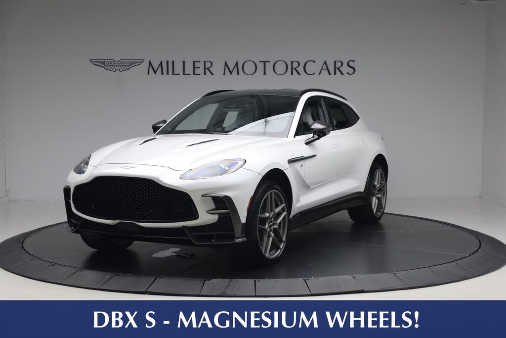 2026 Aston Martin DBX