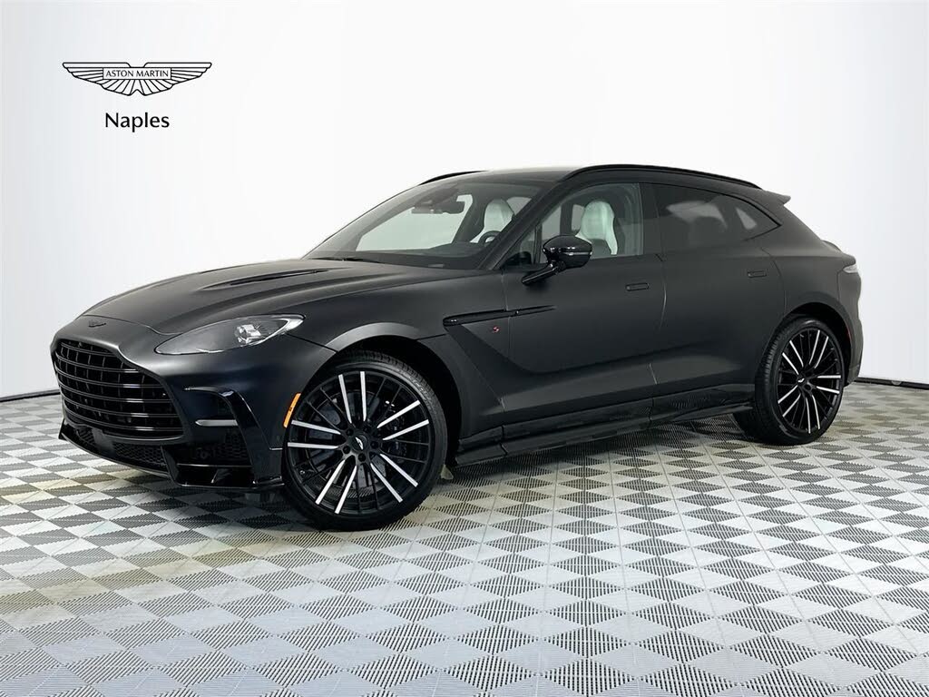 2026 Aston Martin DBX