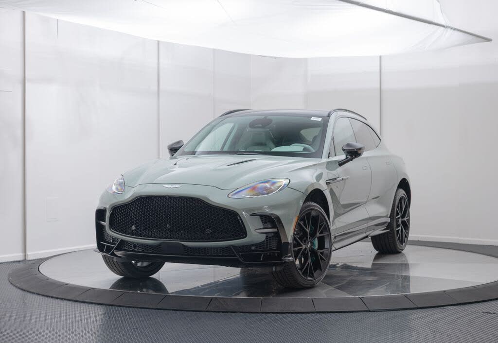 2026 Aston Martin DBX
