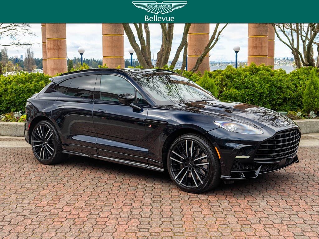 2026 Aston Martin DBX