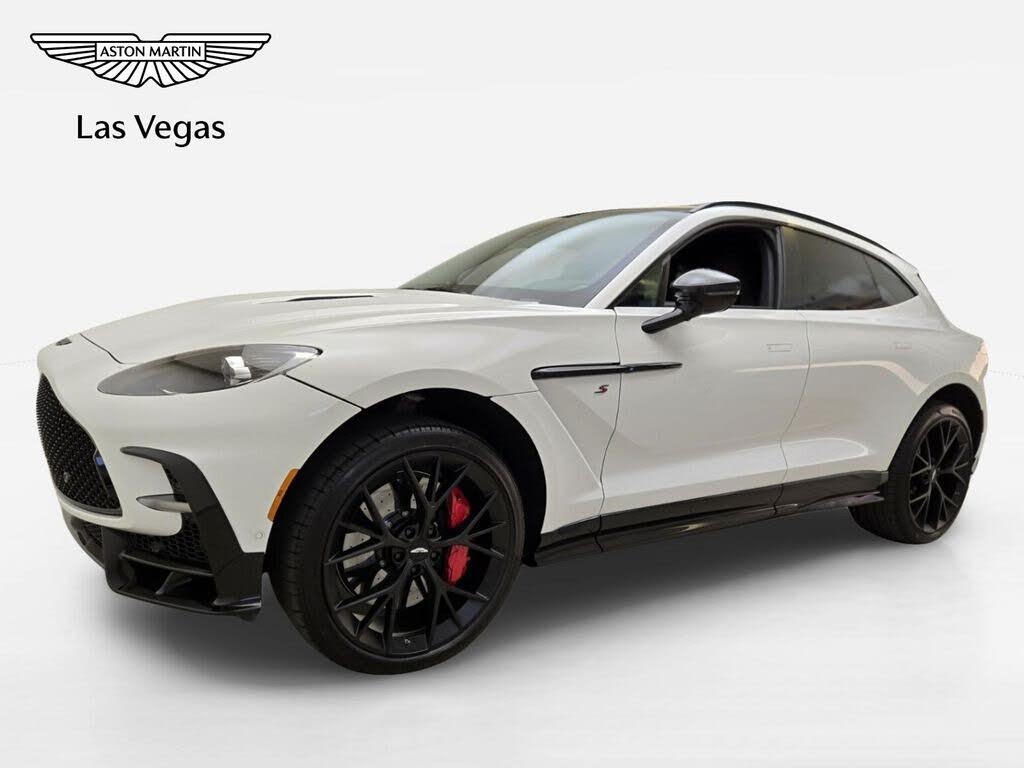 2026 Aston Martin DBX