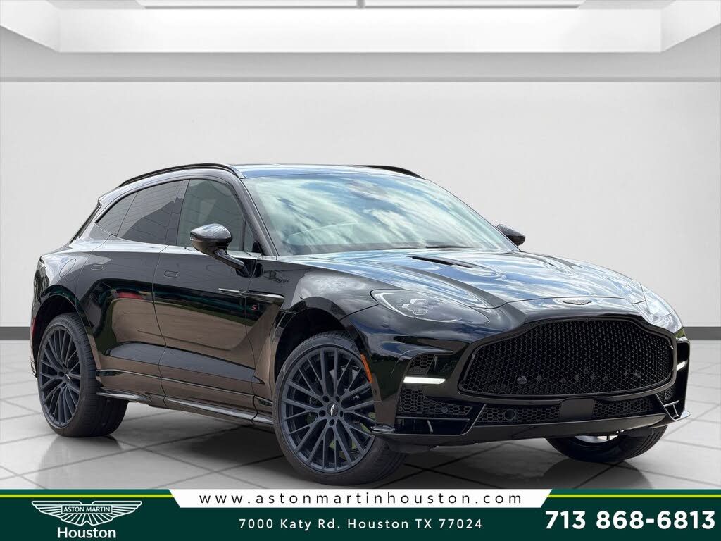 2026 Aston Martin DBX