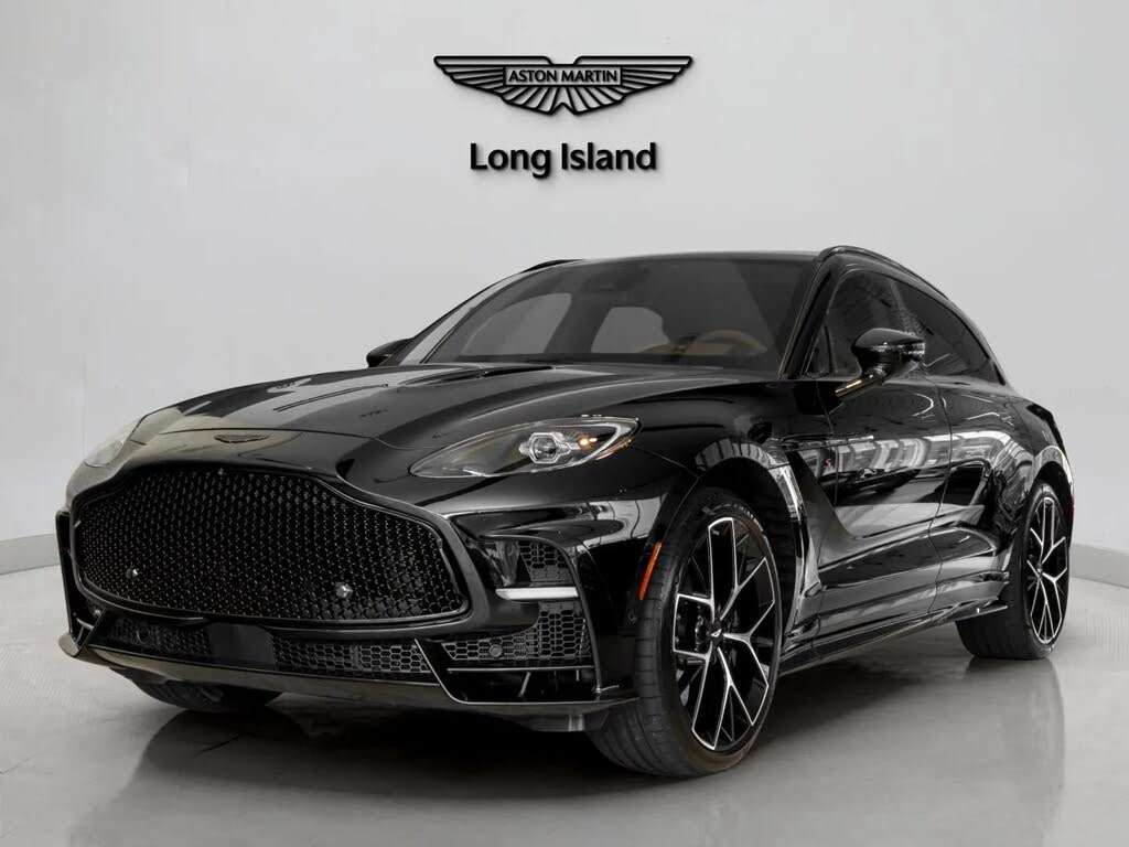 2026 Aston Martin DBX