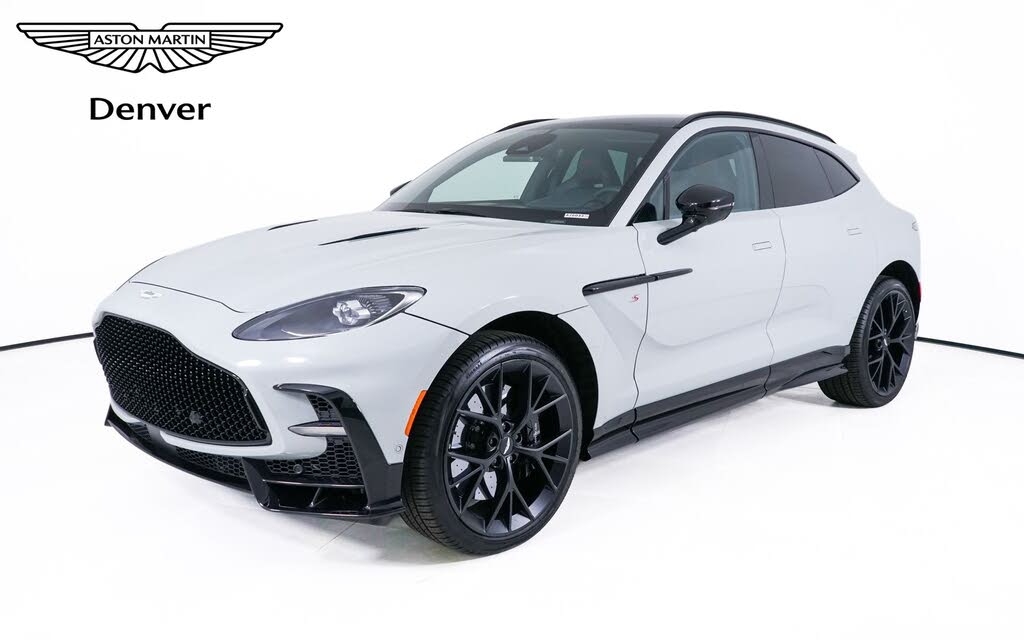 2026 Aston Martin DBX