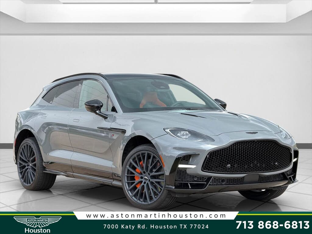 2026 Aston Martin DBX