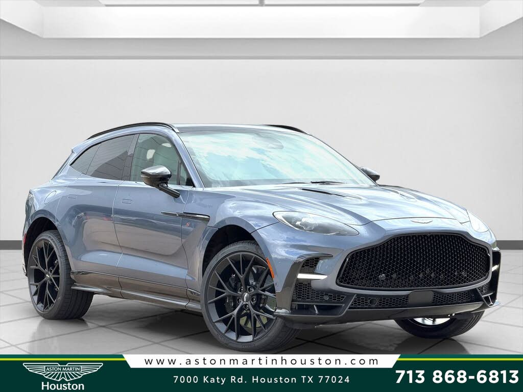 2026 Aston Martin DBX
