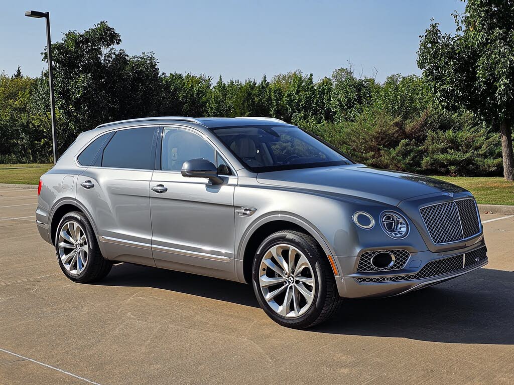 Vehicle Image 4 of 73 for 2017 Bentley Bentayga