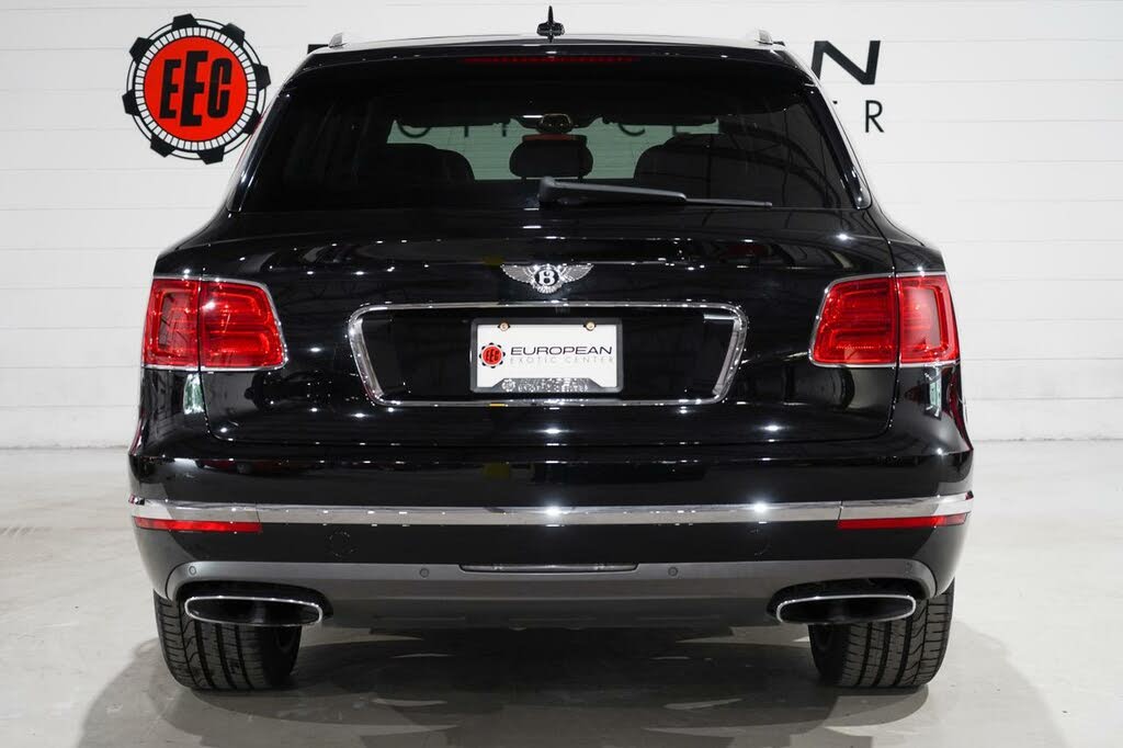 Vehicle Image 3 of 45 for 2018 Bentley Bentayga