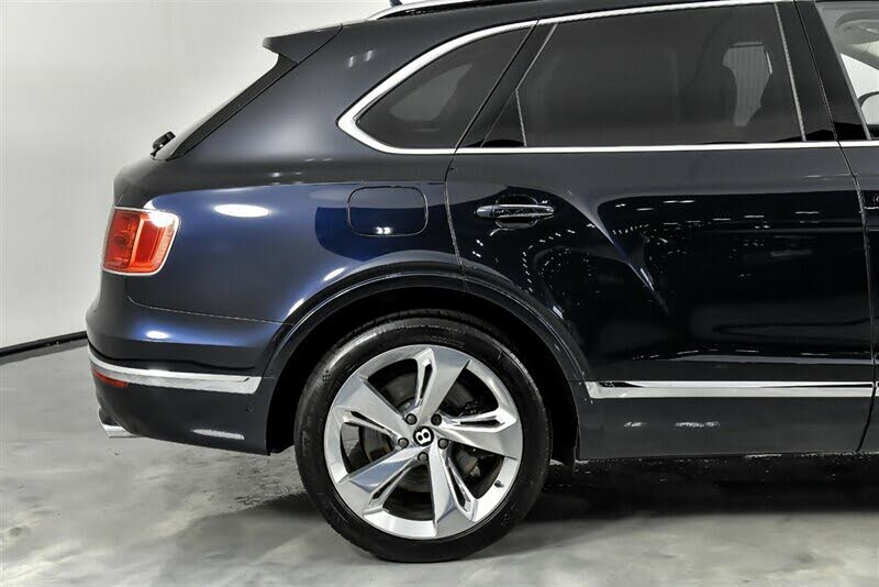 2017 Bentley Bentayga - 13