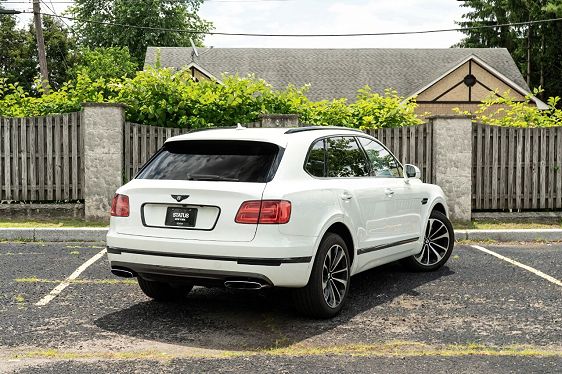 2017 Bentley Bentayga - 21