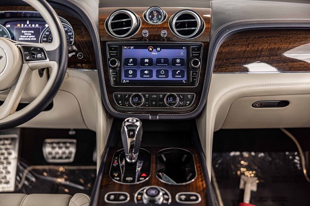 2018 Bentley Bentayga - 41