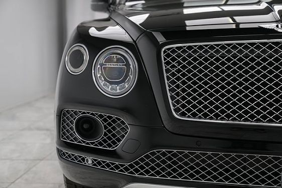 2018 Bentley Bentayga - 11