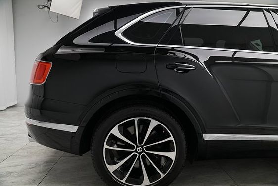 2018 Bentley Bentayga - 15