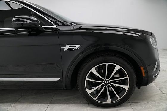 2018 Bentley Bentayga - 16