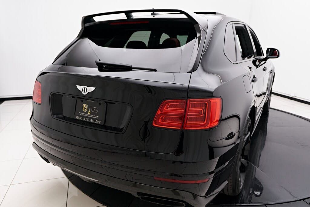 Vehicle Image 15 of 91 for 2018 Bentley Bentayga