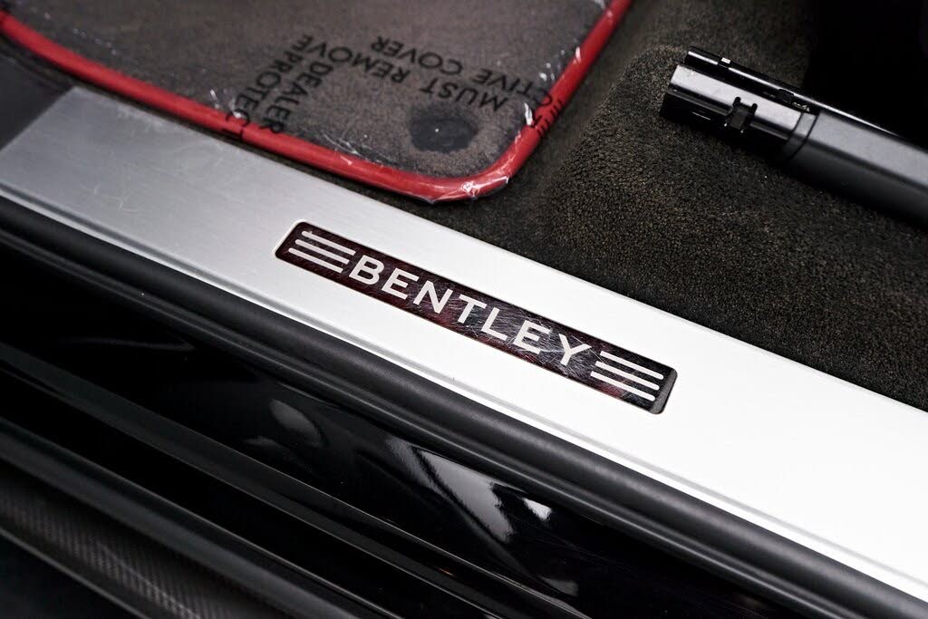 Vehicle Image 41 of 91 for 2018 Bentley Bentayga