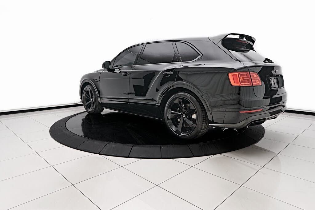 Vehicle Image 7 of 91 for 2018 Bentley Bentayga