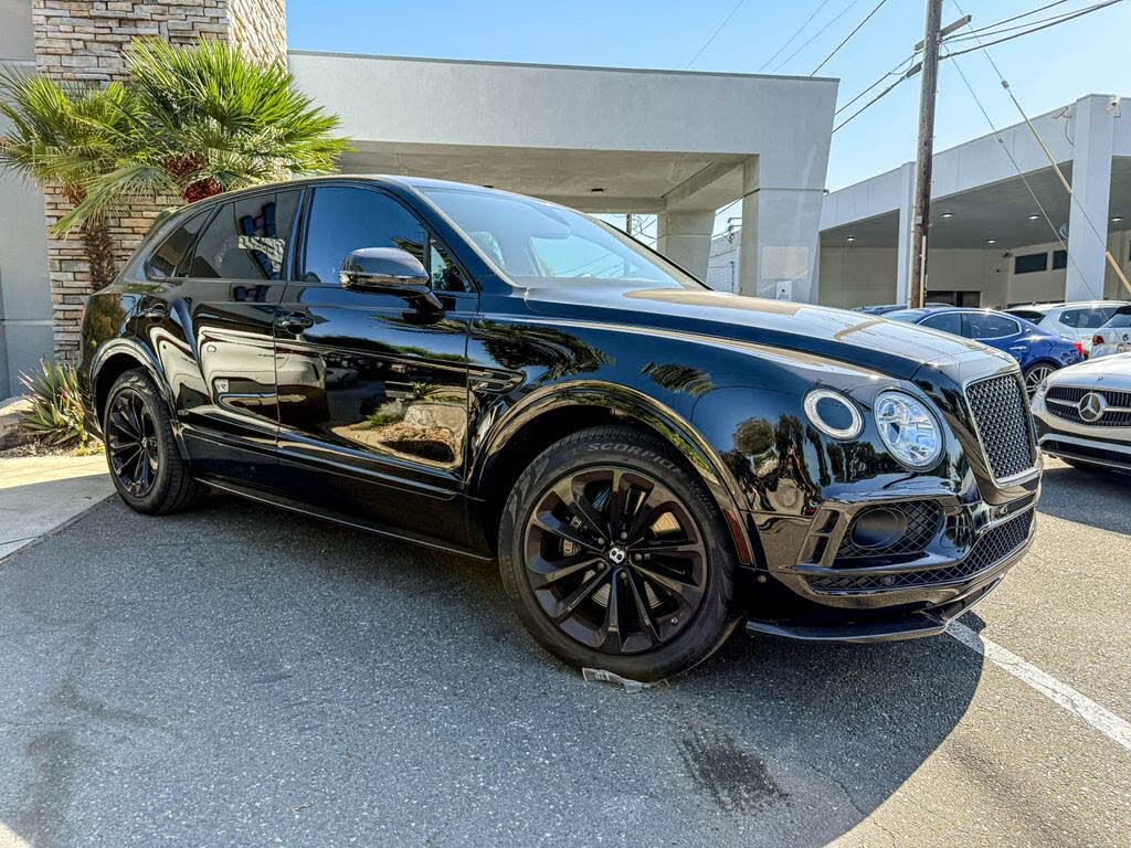 2018 Bentley Bentayga - 1