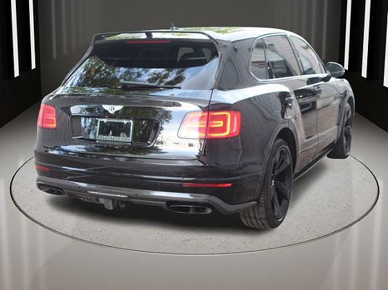 Vehicle Image 10 of 35 for 2018 Bentley Bentayga