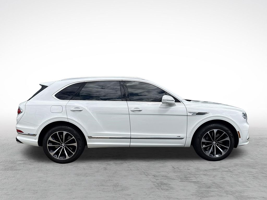 2022 Bentley Bentayga V8
