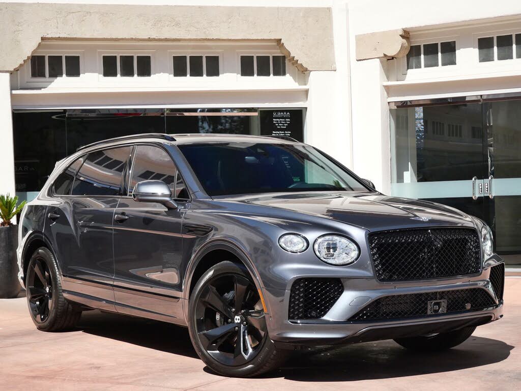2024 Bentley Bentayga EWB V8