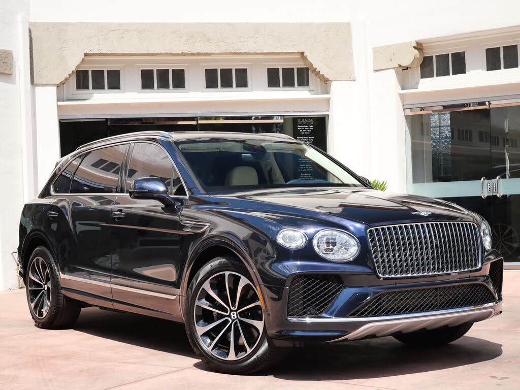 2023 Bentley Bentayga EWB V8