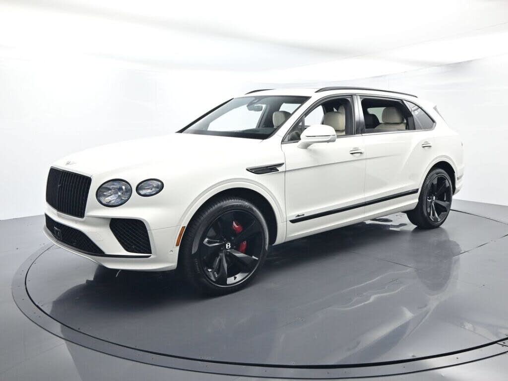 2024 Bentley Bentayga EWB V8