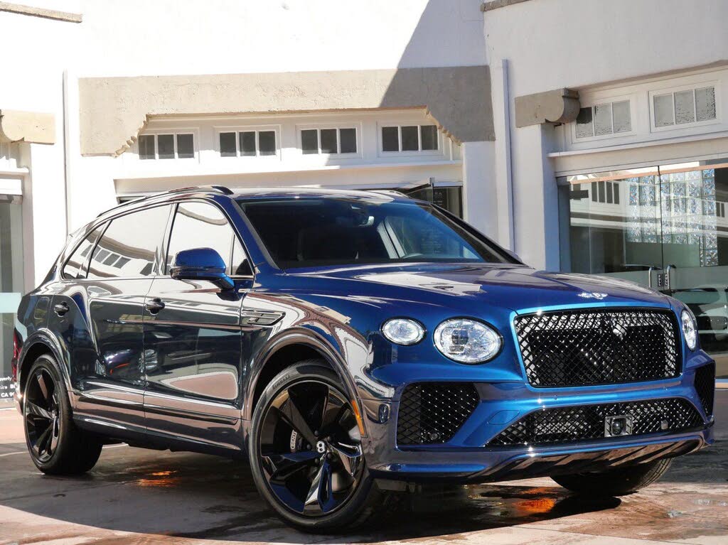 2025 Bentley Bentayga EWB V8