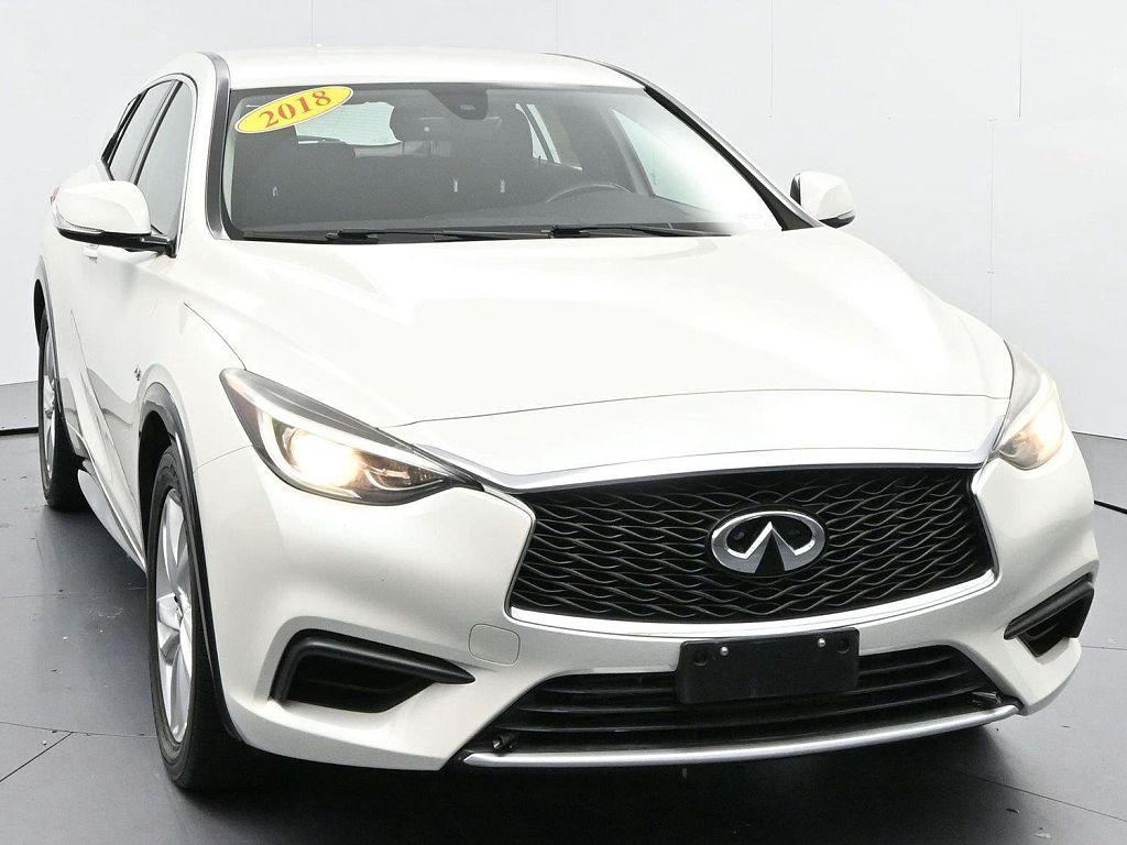 2018 Infiniti QX30 Luxury