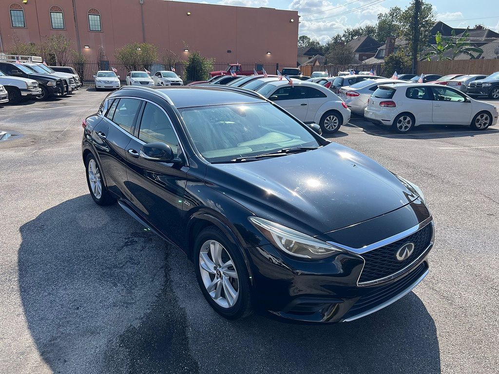 2019 Infiniti QX30 ESSENTIAL