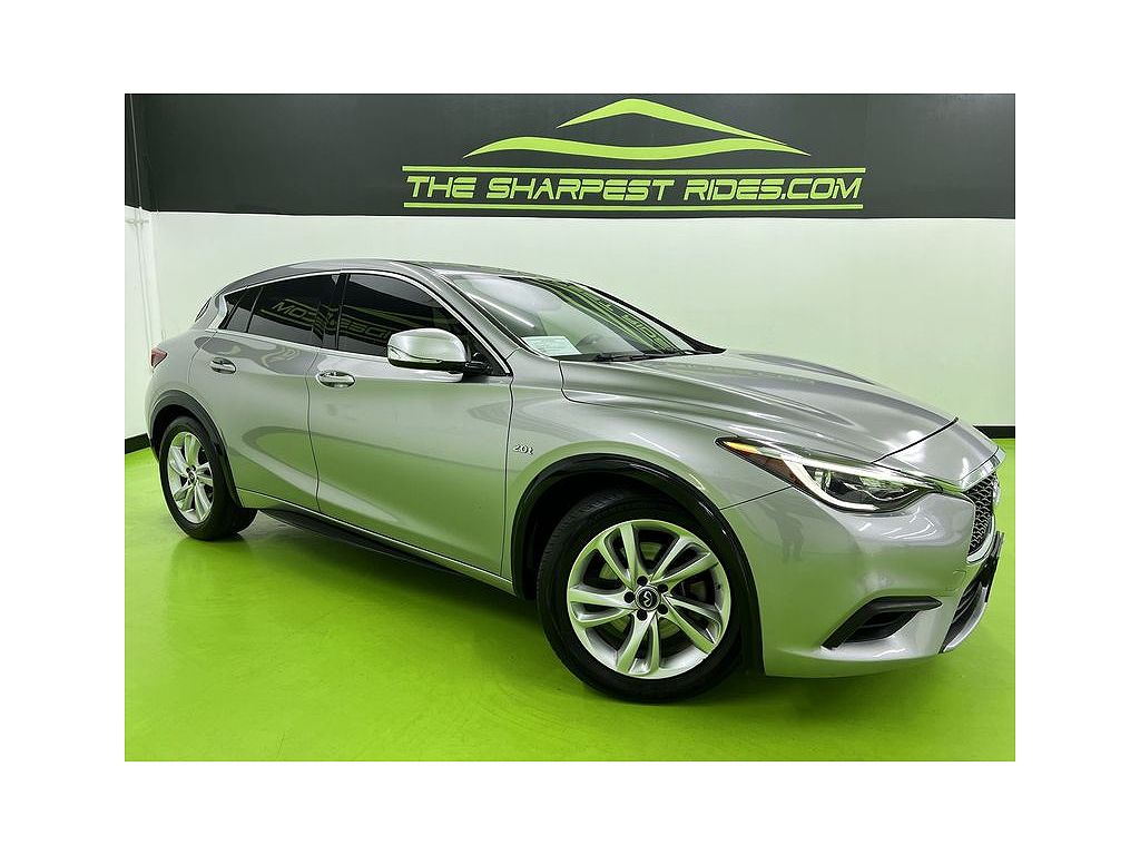 2017 Infiniti QX30
