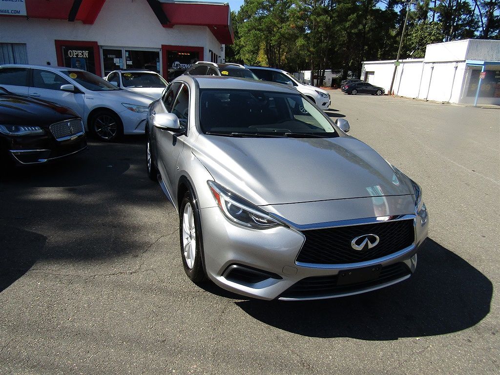 2018 Infiniti QX30 Luxury