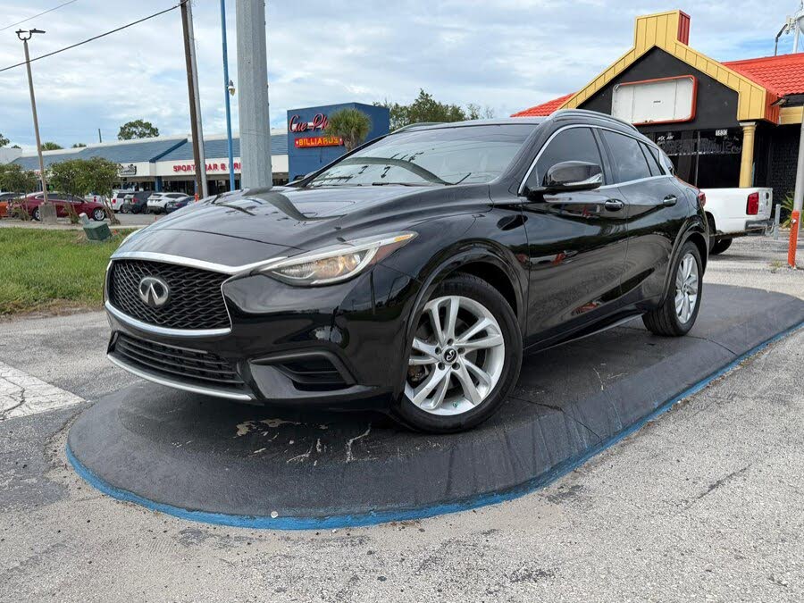 2019 Infiniti QX30 ESSENTIAL