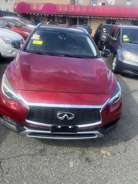 2017 Infiniti QX30 Luxury