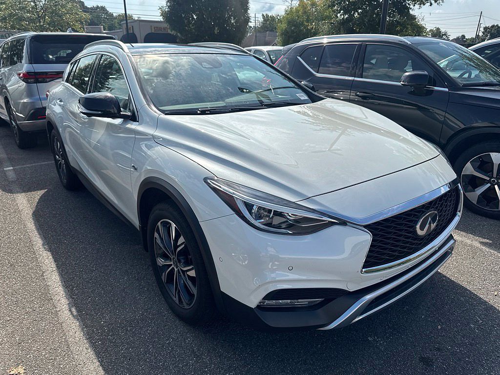 2019 Infiniti QX30 LUXE