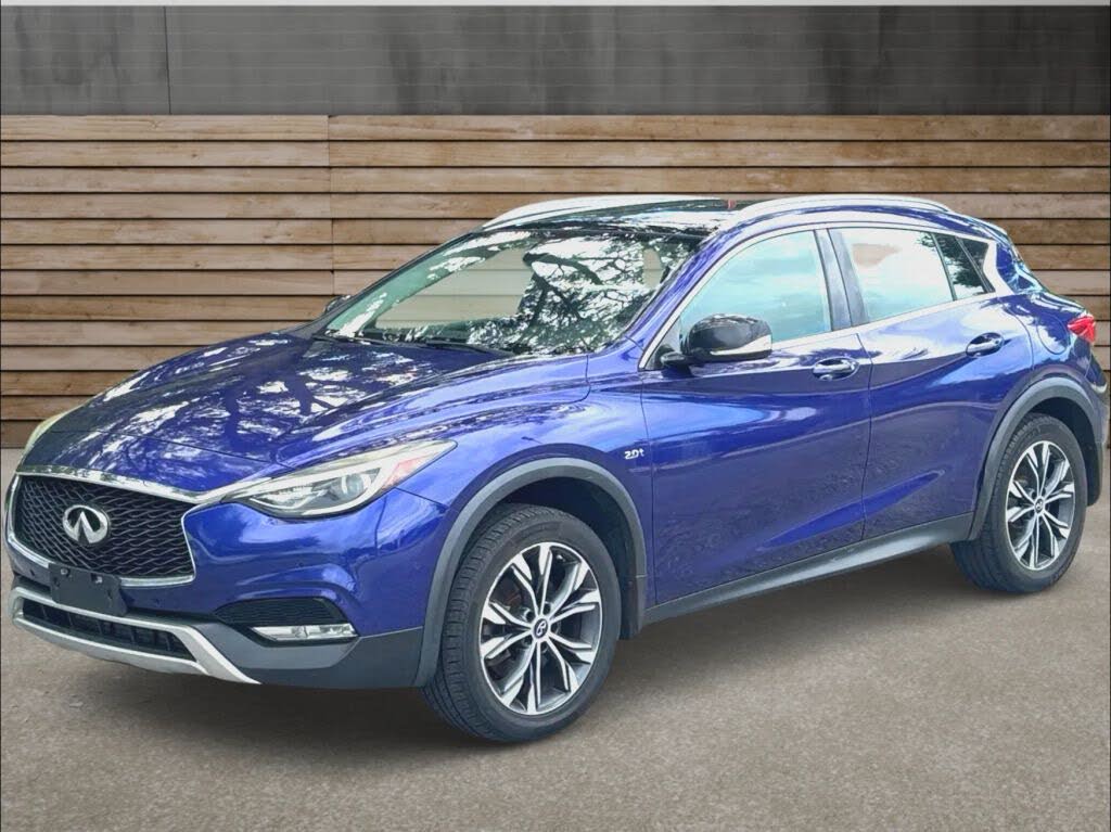 2017 Infiniti QX30 Luxury