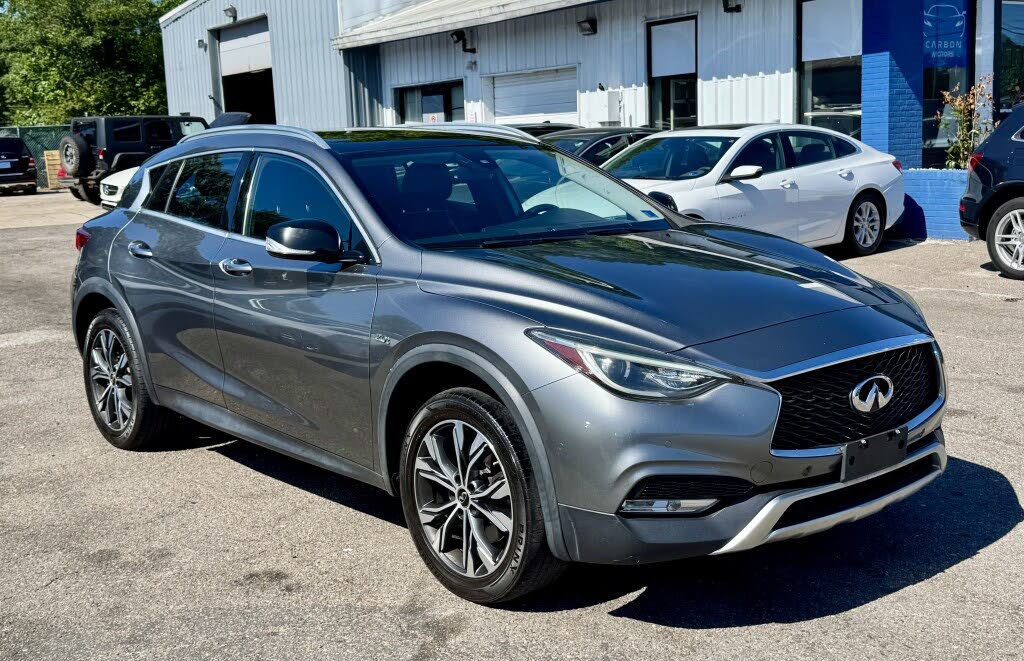 2018 Infiniti QX30 Luxury