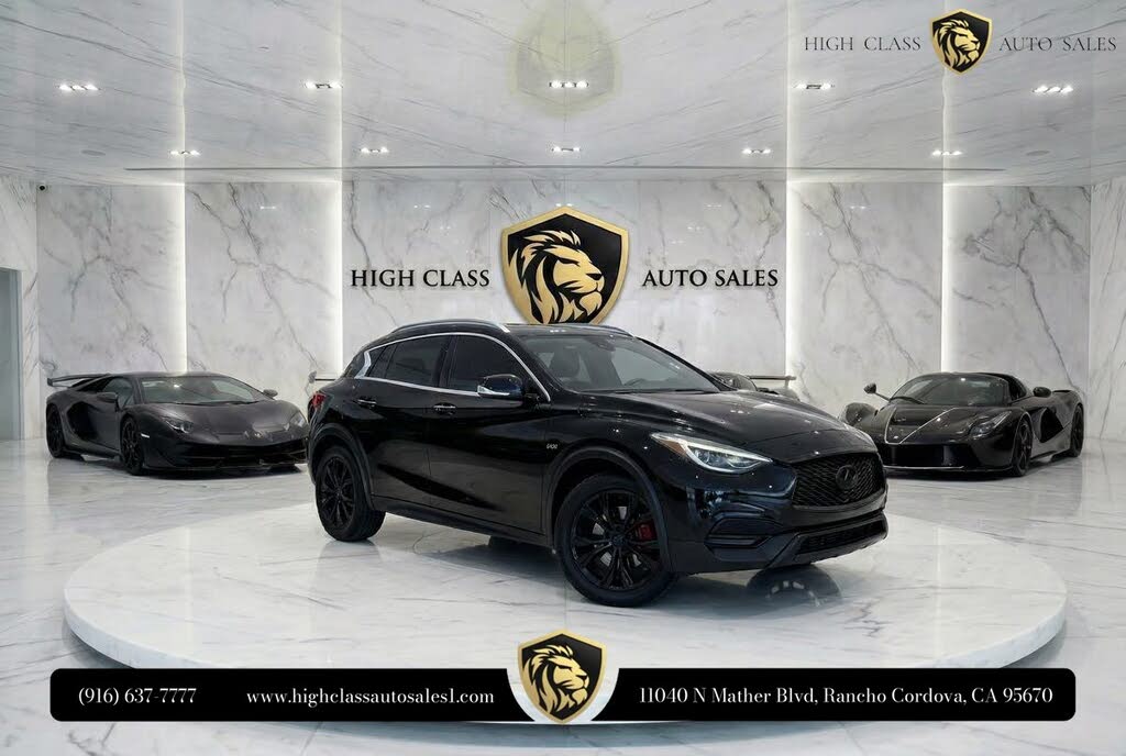 2018 INFINITI QX30 Luxury