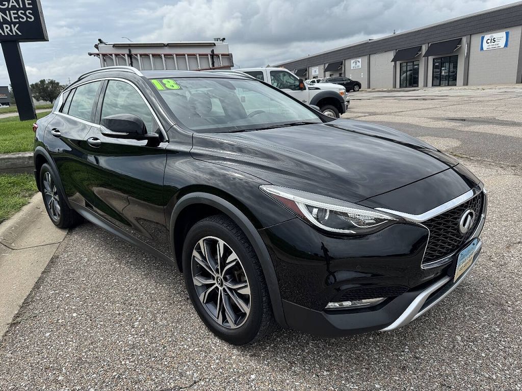 2018 Infiniti QX30 Luxury