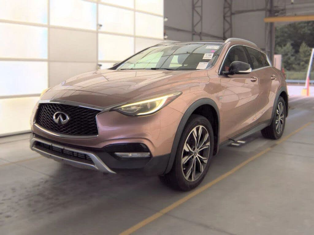 2018 Infiniti QX30 Luxury