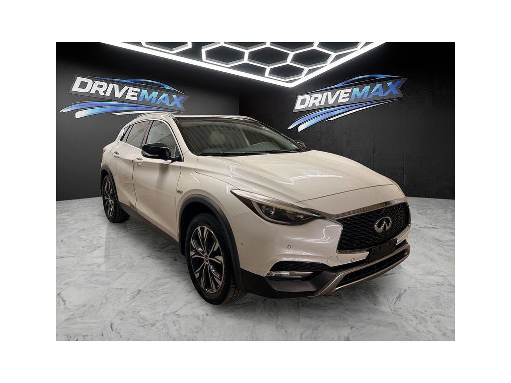 2018 Infiniti QX30 Luxury
