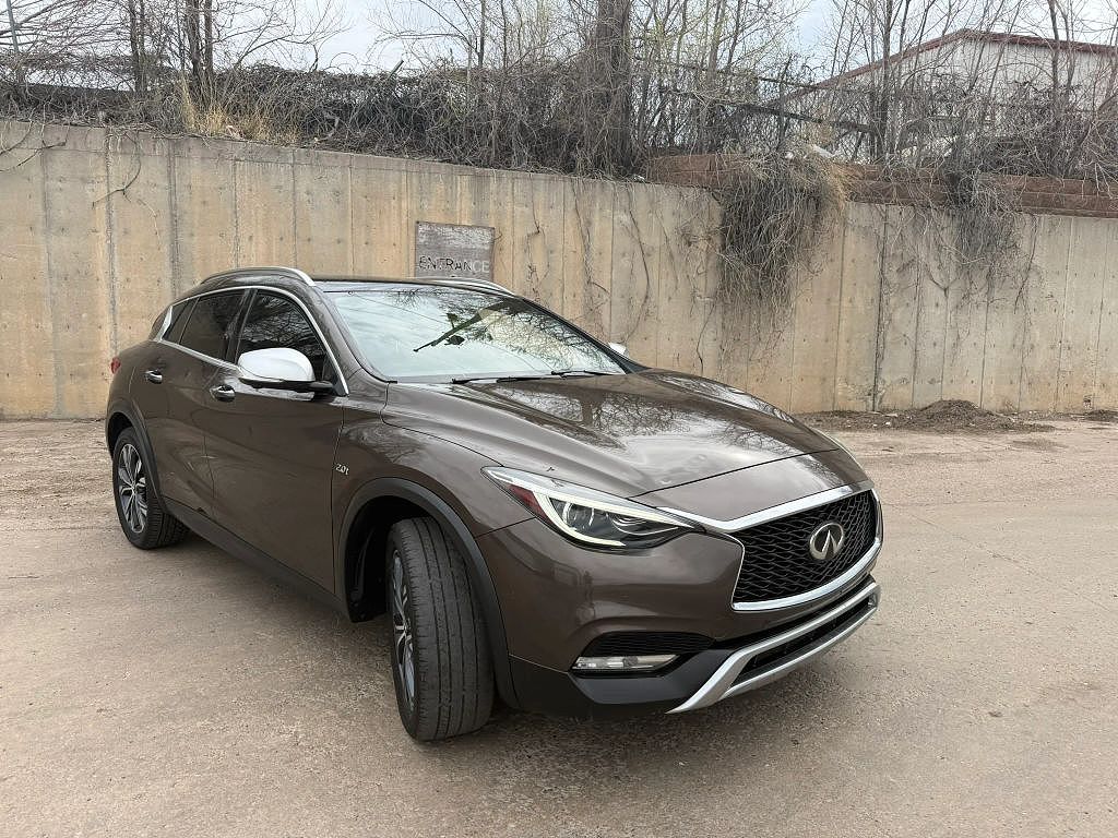 2018 Infiniti QX30 Luxury