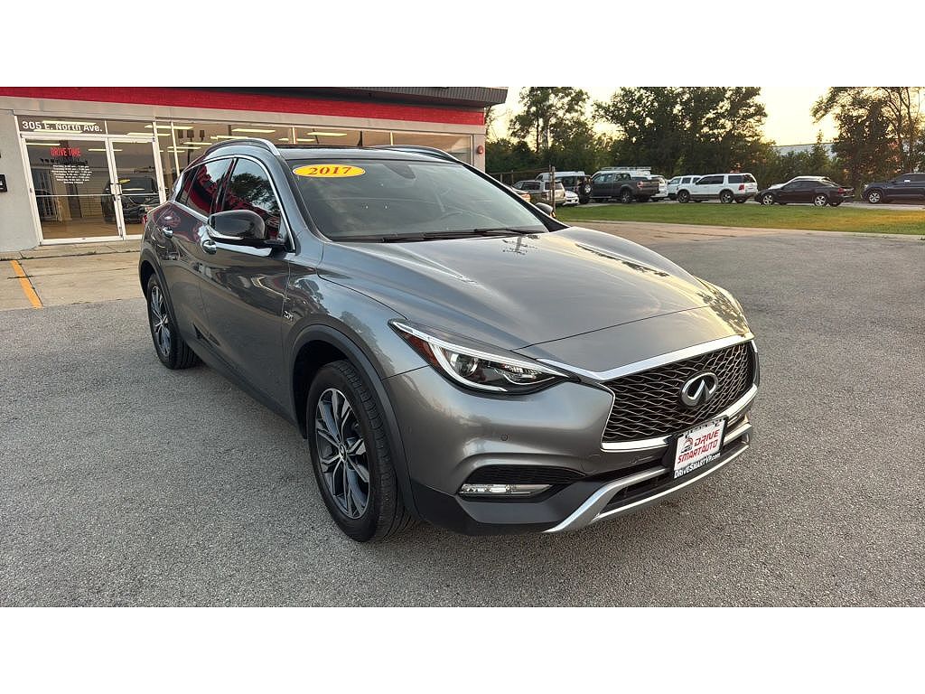 2018 Infiniti QX30 Luxury