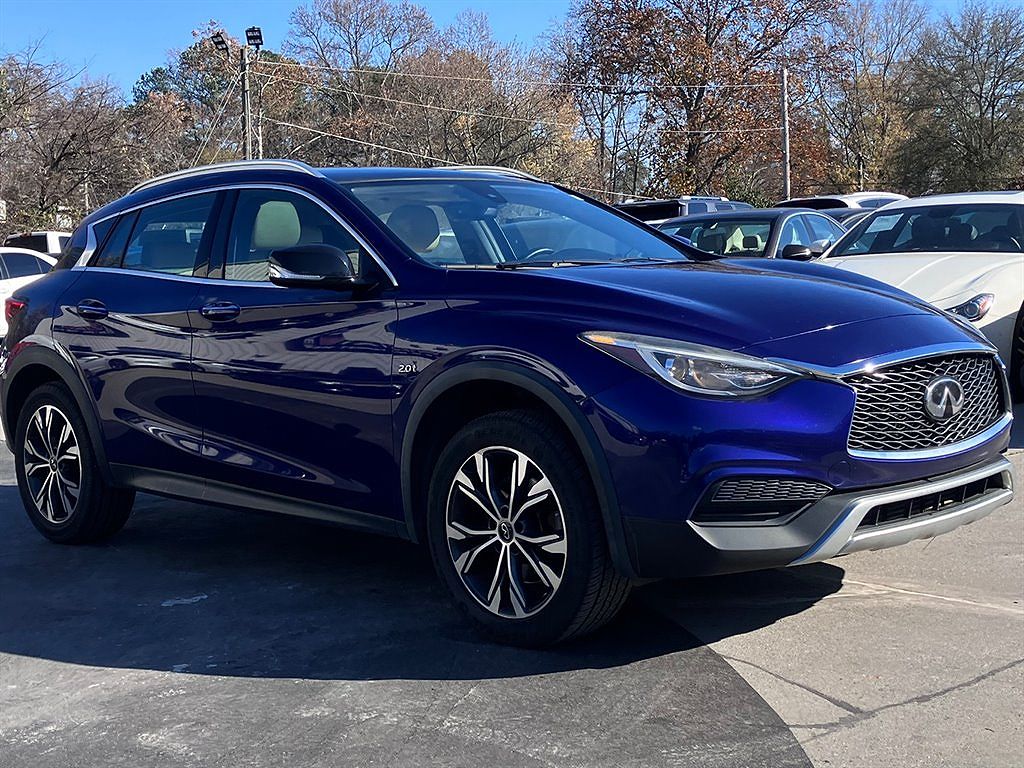 2019 Infiniti QX30 ESSENTIAL