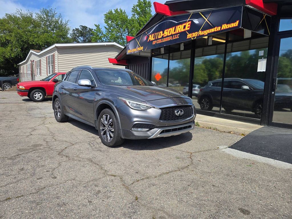2017 Infiniti QX30 Luxury