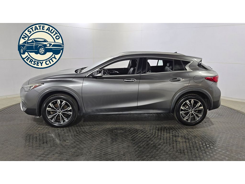 2018 Infiniti QX30 Premium