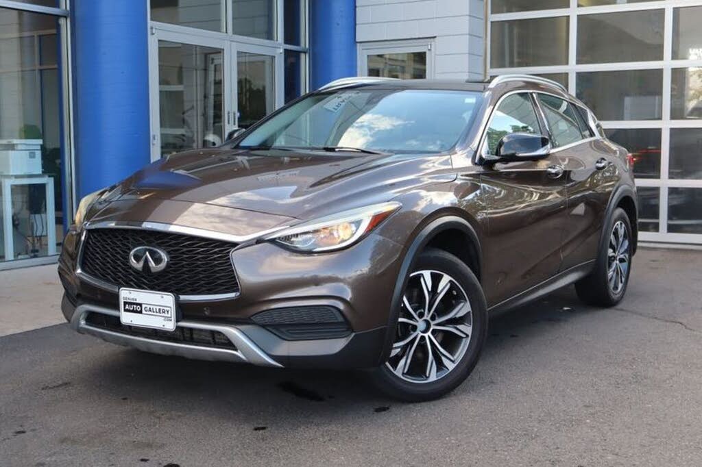 2019 Infiniti QX30 ESSENTIAL